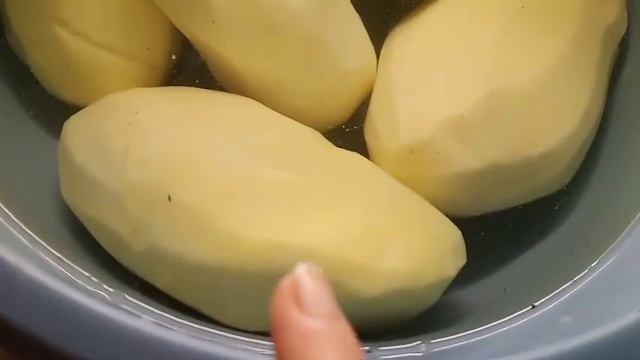 КАРТОШКА из ПЯТЕРОЧКИ / ПОСАЖЕННАЯ в ИЮЛЕ / РЕЗУЛЬТАТ ОФИГЕННЫЙ! смотреть онлайн