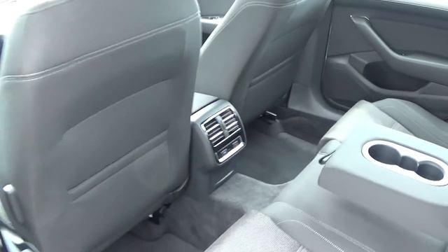 THE CONNOLLY MOTOR GROUP - 151D15354 VW Passat 1 6 TDI COMFORTLINE 120BHP смотреть онлайн