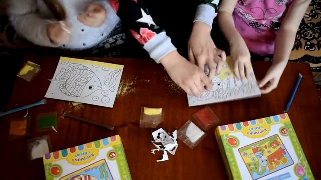 Делаем картину из цветного песка make colour sand picture смотреть онлайн