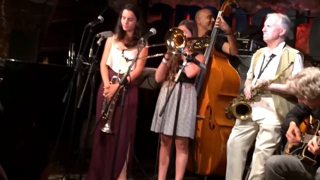 "Sister Kate" Andrea Motis, Scott Hamilton, Joan Chamorro смотреть онлайн