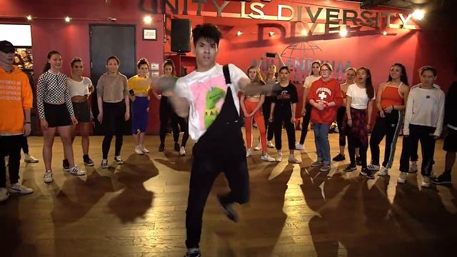 OLD TOWN ROAD - Lil Nas X ft Billy Ray Cyrus Dance | Matt Steffanina & Josh Killacky смотреть онлайн
