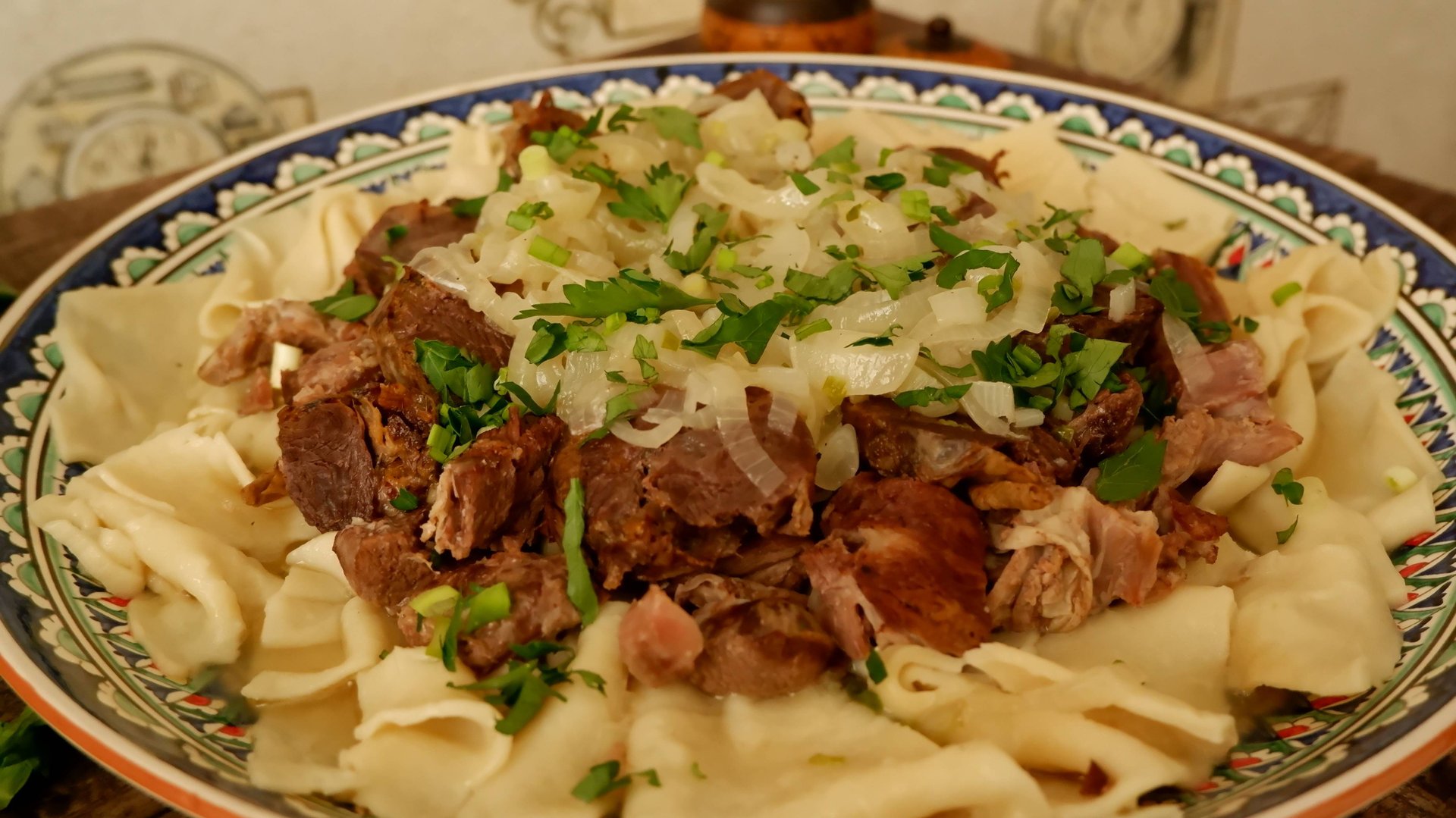 ДОМАШНИЙ БЕШБАРМАК. Из какого мяса лучше варить? смотреть онлайн