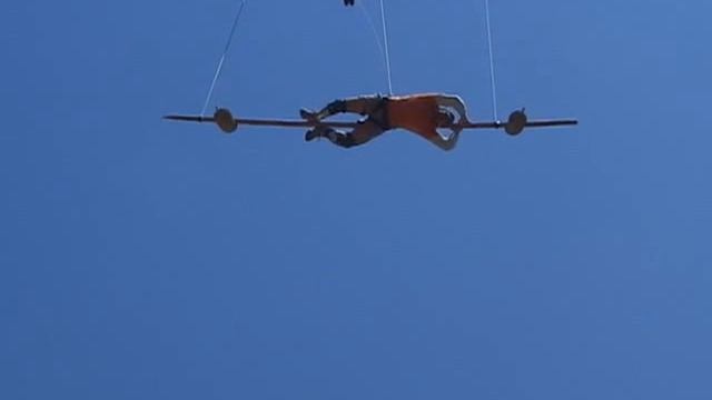 Johnny Depps stunt double almost killed during rehearsal ~ July 21, 2005 смотреть онлайн