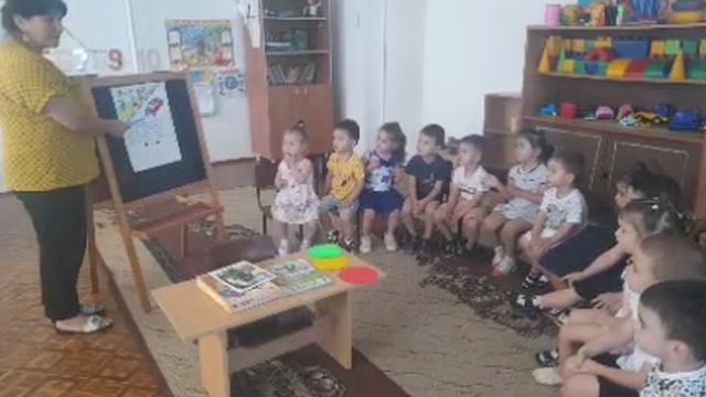 Малыши начали учить правила дорожного движения смотреть онлайн