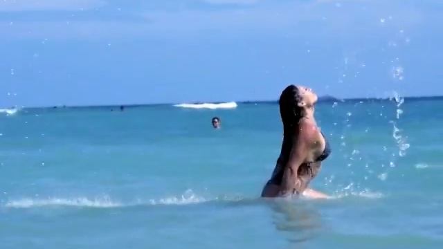 На юге отдых первый сорт - красотки море пляж курорт смотреть онлайн