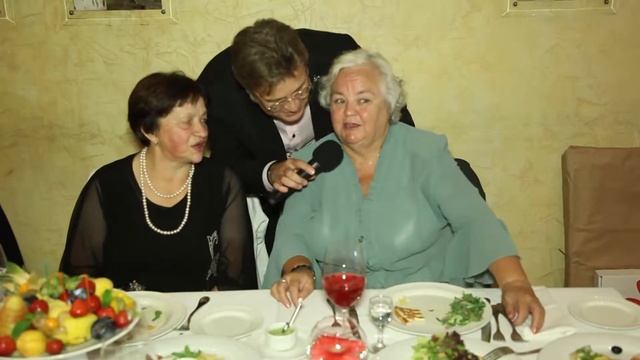 Поющий ведущий на праздник в Москве Юрий Мальков смотреть онлайн