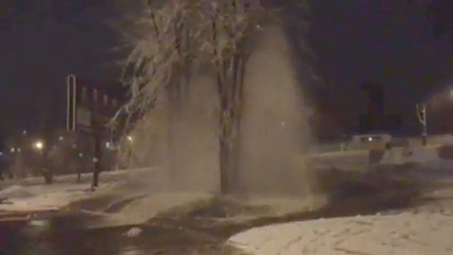 Прорыв воды на Аношкина смотреть онлайн