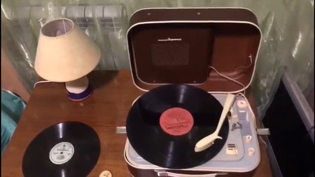 проигрыватель молодежный смотреть онлайн
