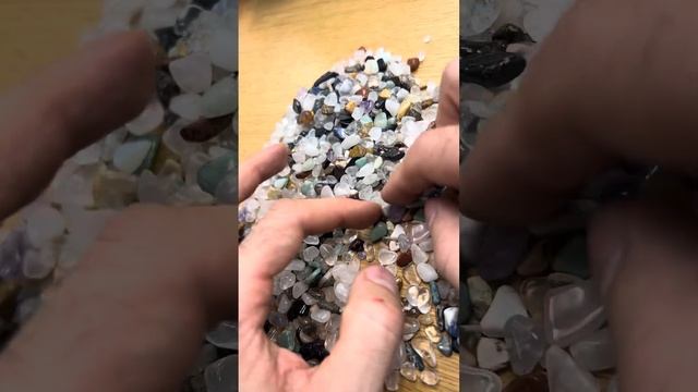 Россыпь самоцветных камней 5-10 мм. 500 гр. SK-17448 смотреть онлайн