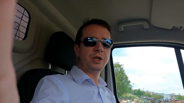 Вывозим мусор ) Такси Трансфер Прага 16.6.22 смотреть онлайн