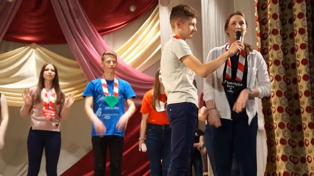 Игра с залом Съедобное несъедобное смотреть онлайн