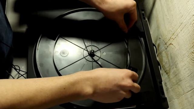 FIX A TURNTABLE BELT DRIVE IN 2 MINS | Easy Tutorial смотреть онлайн