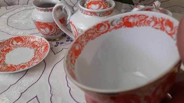 Фарфор.СССР. ЛФЗ. Сервиз чайный "Красные розы".??? смотреть онлайн