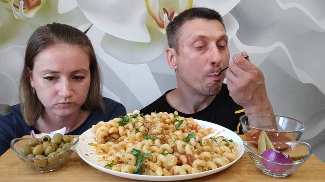 МУКБАНГ МАКАРОНЫ БОЛОНЬЕЗЕ ПО РУССКИ ? БЫСТРЫЙ РЕЦЕПТ | MUKBANG PASTA BOLOGNESE IN RUSSIAN смотреть онлайн