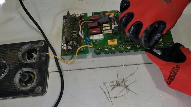 WELDING MACHINE REPAIR: JASIC ARC 250: SMOKE COMING OUT FROM THE VENTS, BURN MOSFET TRANSISTORS смотреть онлайн