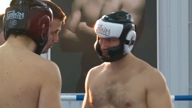 Бой за звание чемпиона Штаба в супертяжелом весе смотреть онлайн
