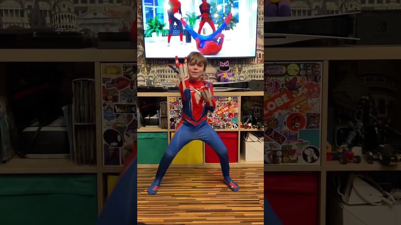 Человек Паук ТАНЕЦ ПОД БИТБОКС/Spider-Man Dance to beatbox #shuffle #spiderman #человекпаук #beatbox смотреть онлайн