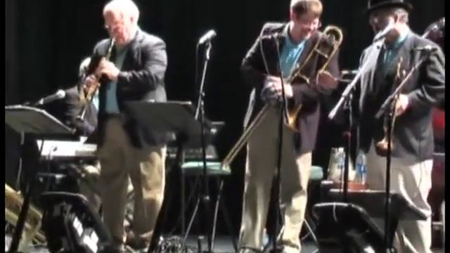 Cornet Chop Suey смотреть онлайн