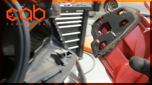 Desmontando un paragolpes trasero смотреть онлайн