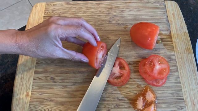 How To Dice Cut Chop A Roma Tomato,  And Remove Seeds Of Tomato - How To Dice Tomato Fast And Easy