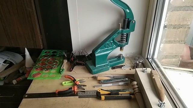 Мой основной инструмент для кожи смотреть онлайн