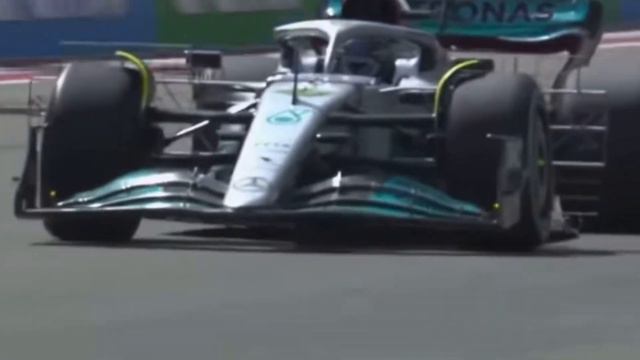 Mercedes W13 HEAVY PORPOISING at the Bahrain Pre-Season Test #f1 #lewishamilton смотреть онлайн