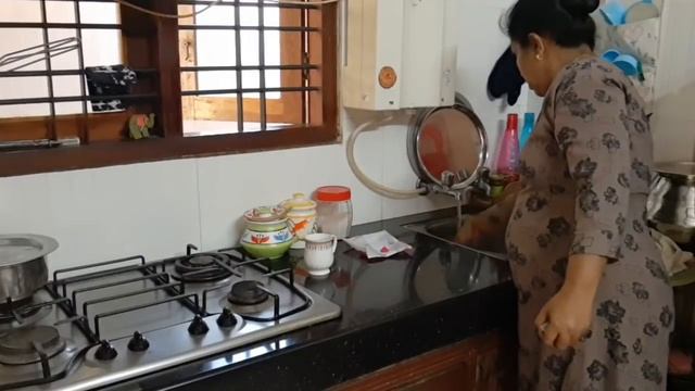 സമയം തികയാതെ മാറ്റിവെച്ച ജോലികൾ ചെയ്തുതീർക്കാം(412) смотреть онлайн