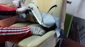 стирка автомобильных чехлов и ремонт сидения рено логан 1 фаза