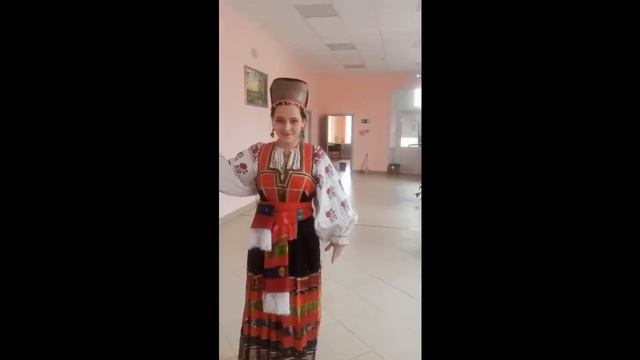 "Народный костюм села Дорогощь Грайворонского городского округа" смотреть онлайн