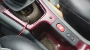 Как снять центральную консоль в Рено Лагуна 1 1999г