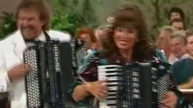 Kirmesmusikanten Accordion Mix 2 смотреть онлайн