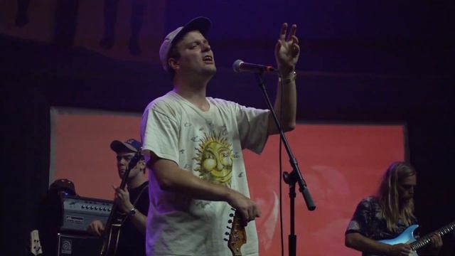Mac DeMarco - My Kind of Woman - The Riviera Theater, Chicago IL, 9/29 смотреть онлайн