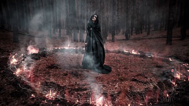 ЧТО БУДЕТ, ЕСЛИ ПОЙТИ НОЧЬЮ НА КЛАДБИЩЕ? смотреть онлайн