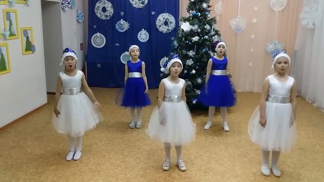 Кто   то счастья ждёт! Ансамбль Звоночки