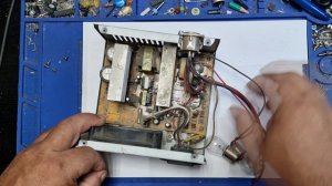 Простейший способ получить стабильный источник питания на 12 вольт из компьютерного блока питания