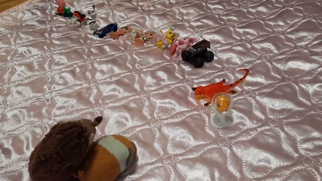 Ёж и Хорош выступают перед другими игрушками. Часть 3. смотреть онлайн