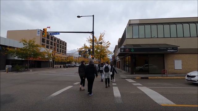 Kelowna BC, Canada - Walking in Downtown, [4K] смотреть онлайн