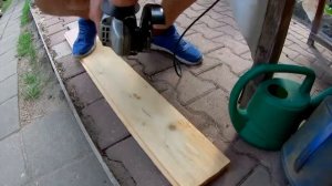 Закусило диск.Не откручивается гайка на болгарке (УШМ). Простой способ открутить гайку на болгарке.