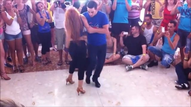 Daniel y Desirée, Taller de Bachata, Timbachata 2013 смотреть онлайн