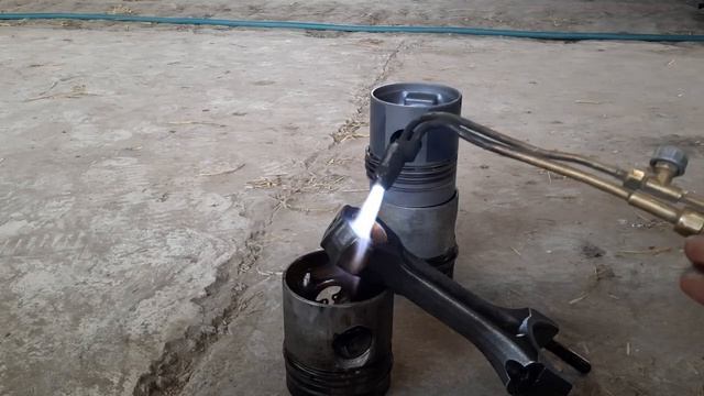 установка поршневого пальца МТЗ.mp4 смотреть онлайн