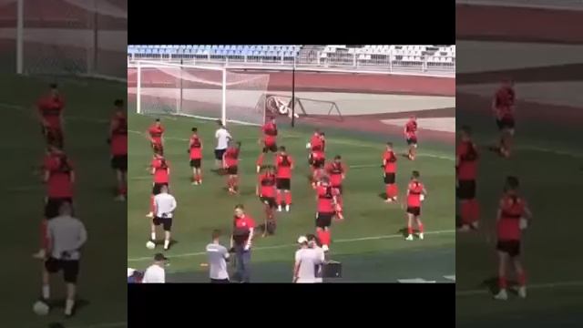 First Team Technical Warm up with ball смотреть онлайн