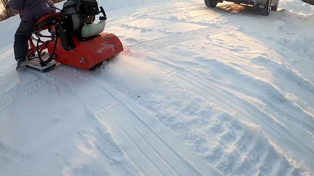 Зимний дрифт на снегоходе (slow motion 240 FPS) 2022 смотреть онлайн