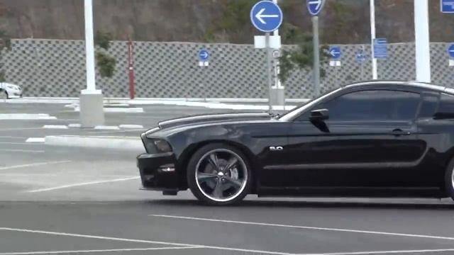 2011 Mustang GT Borla Exhaust смотреть онлайн