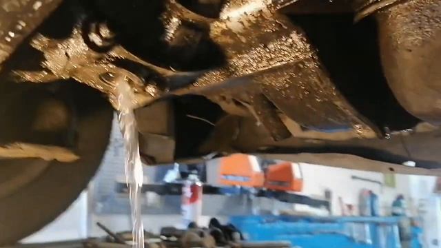Вода вместо масла в кпп смотреть онлайн