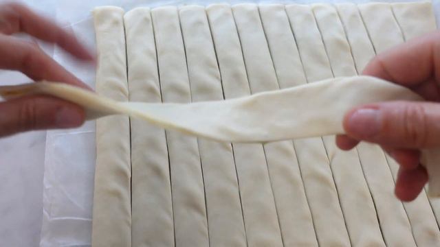 Dolci di pasta sfoglia con un segreto: una ciotola non basta! смотреть онлайн