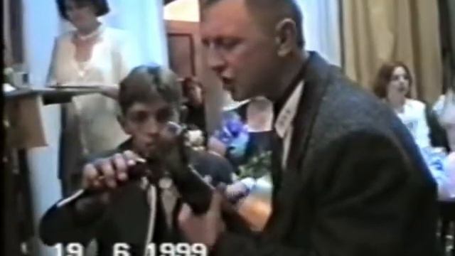 Песня под гитару. "Прощание со школой"... ВЫПУСКНОЙ 1999г. смотреть онлайн