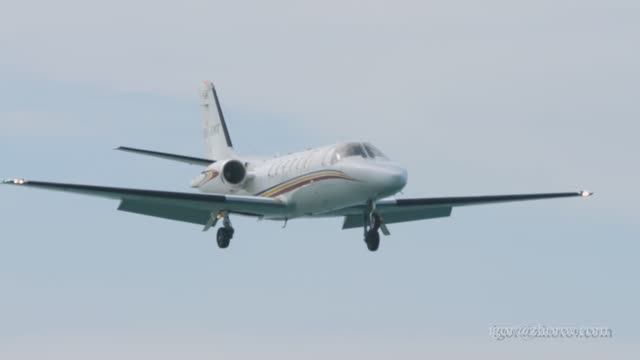Цессна 550 авиакомпании MJets приземляется в аэропорту Пхукета.