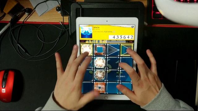 [Jubeat Plus] glacia[2] 1 miss SSS @@@@Amazing Play@@@@ смотреть онлайн