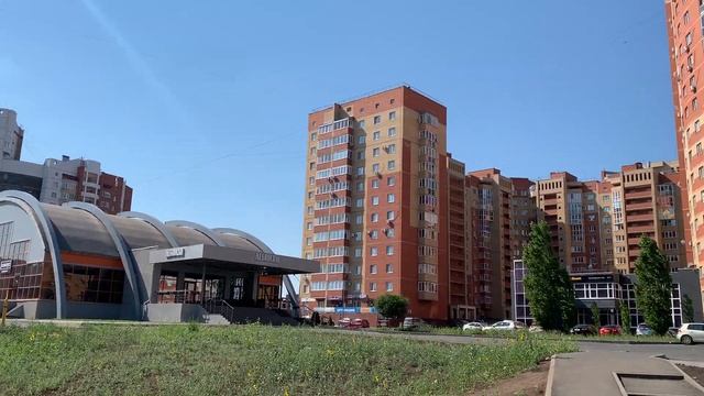 видео у входа Оренбург, Салмышская, д 34,1 смотреть онлайн