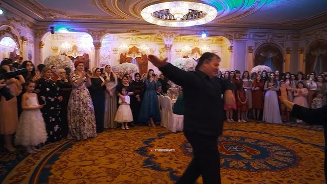 Ловзар в Москве (Чеченская свадьба) смотреть онлайн